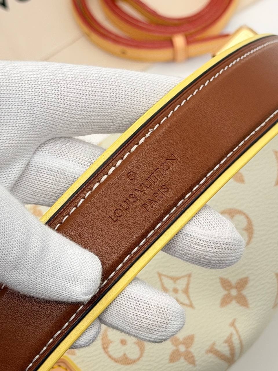 louis vuitton сумка на плечо,сумка louis vuitton,сумка луи виттон белая,женская сумка louis vuitton,сумка
