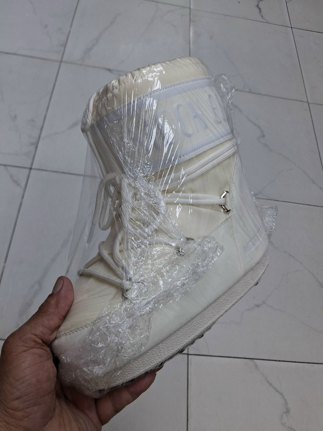 лунные сапоги из нейлона moon boot розовый,сапоги moon boot розовый,утепленные нейлоновые зимние ботинки icon moon boot розовый,луноходы moon boot розовые,луноходы moon boot