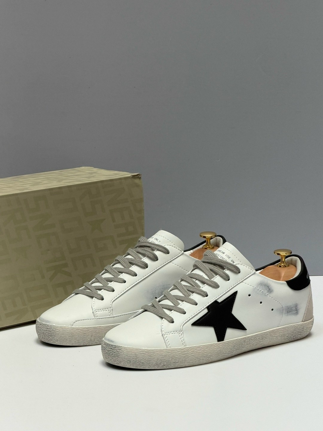 ,кроссовки golden goose,женские брендовые кроссовки кеды со звездой голден гус golden goose,кеды golden goose,кеды golden goose superstar