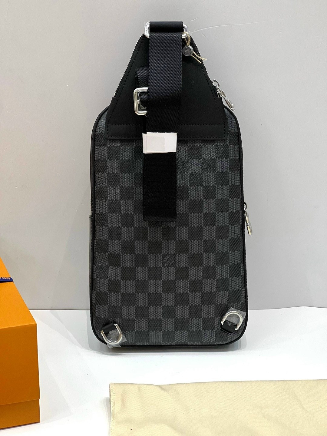 сумка louis vuitton мужская,louis vuitton сумка мужская через плечо,сумка через плечо louis vuitton,сумка louis vuitton,сумка louis vuitton avenue sling