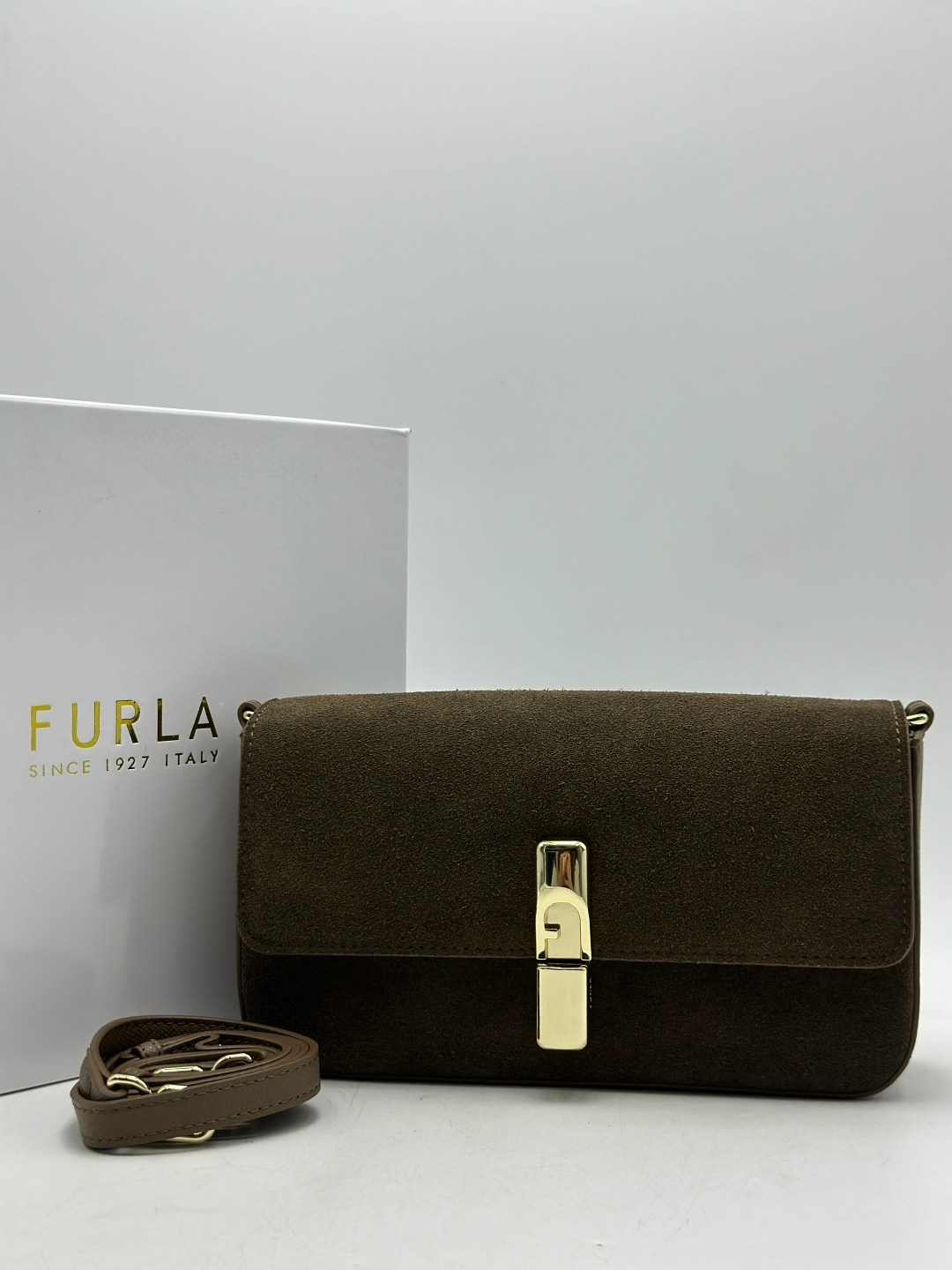 замшевая сумка,сумка женская furla,сумка коричневая замшевая,сумка,сумка из натуральной замши