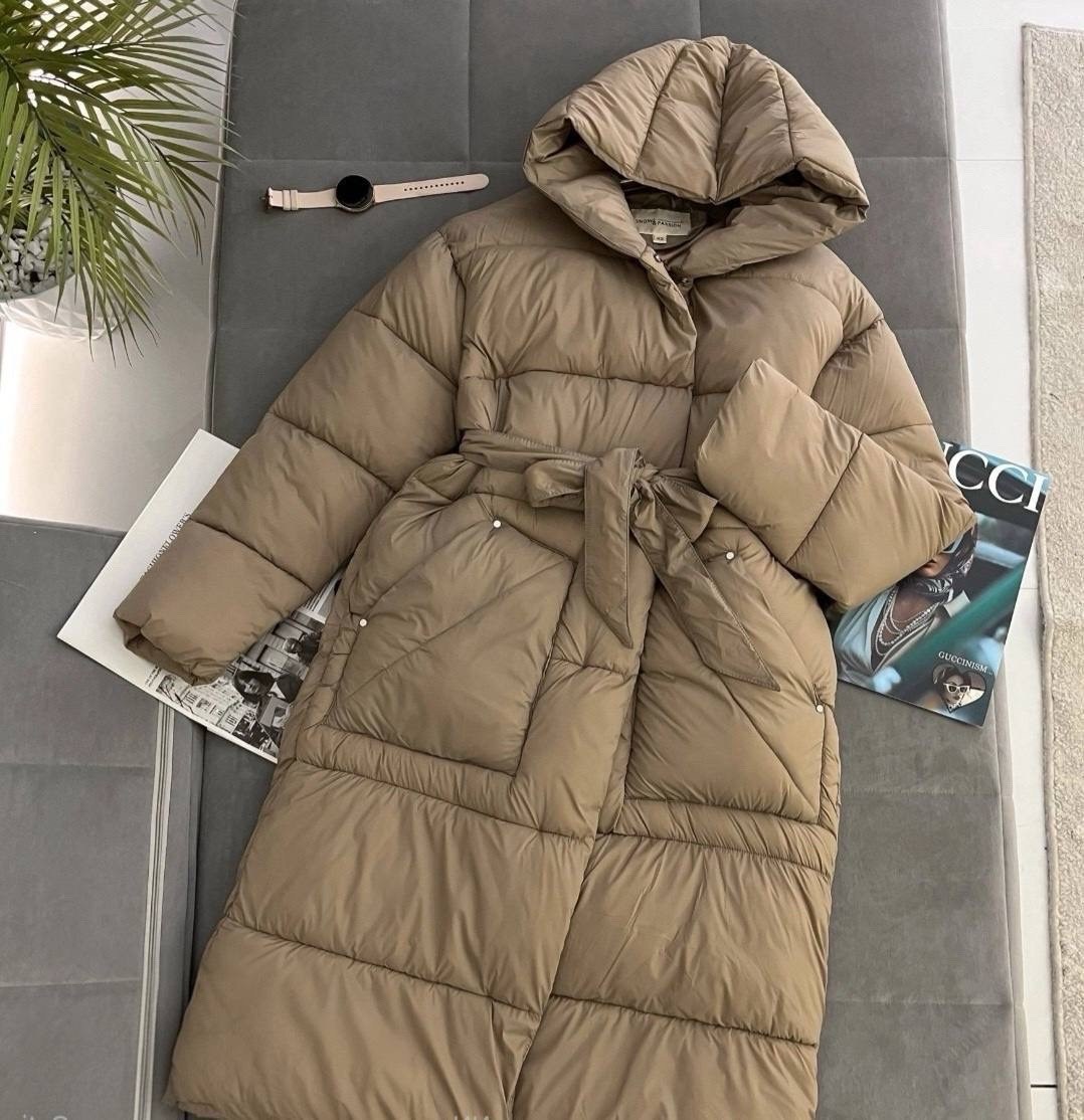 пуховик max mara,пуховик женский,пуховик для женщин,пуховик burberry,женское длинное пальто на белом утином пуху с капюшоном и поясом
