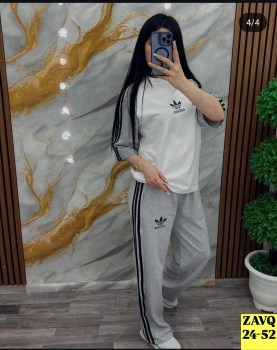 Костюм