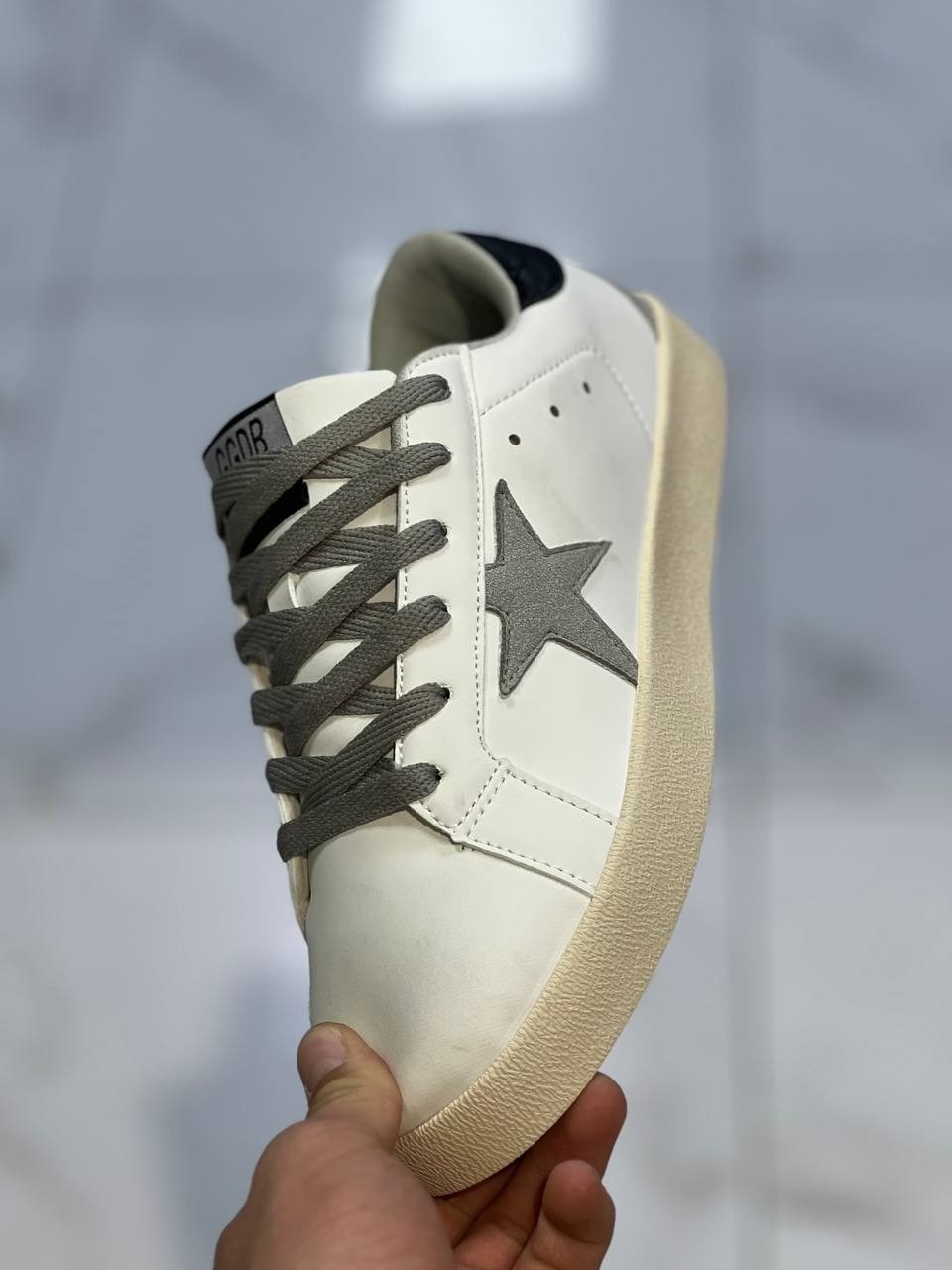 ,кроссовки golden goose,кеды golden goose,кожаные кроссовки golden goose super star,golden goose sneaker