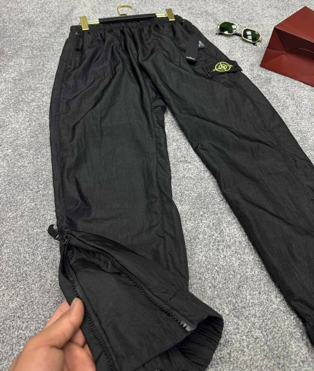 спортивные штаны stone island,штаны stone island,штаны стон айленд,штаны карго,штаны стон исланд