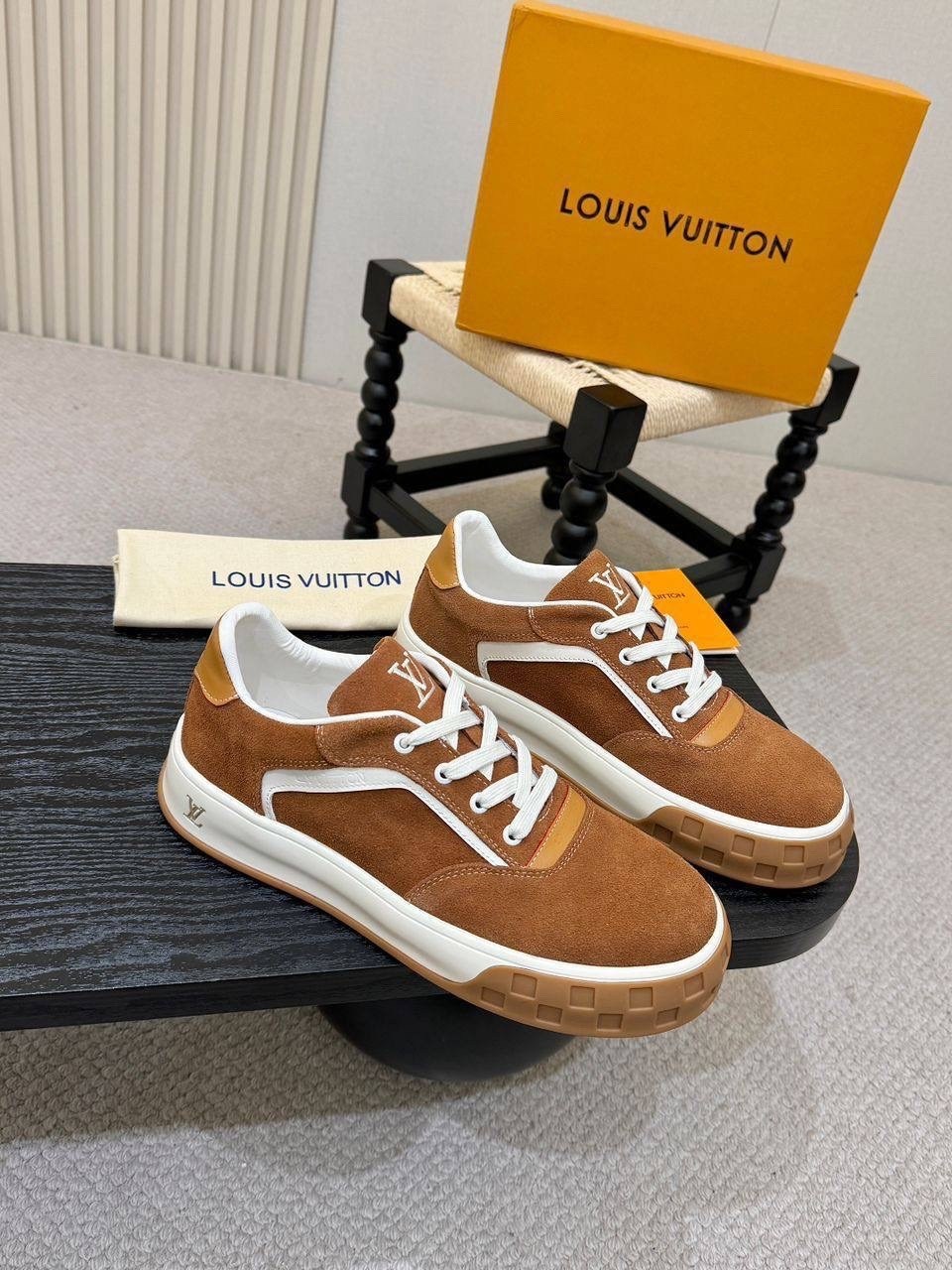 louis vuitton кроссовки,louis vuitton кроссовки мужские,кроссовки louis vuitton trainer,кеды louis vuitton,кеды time out louis vuitton