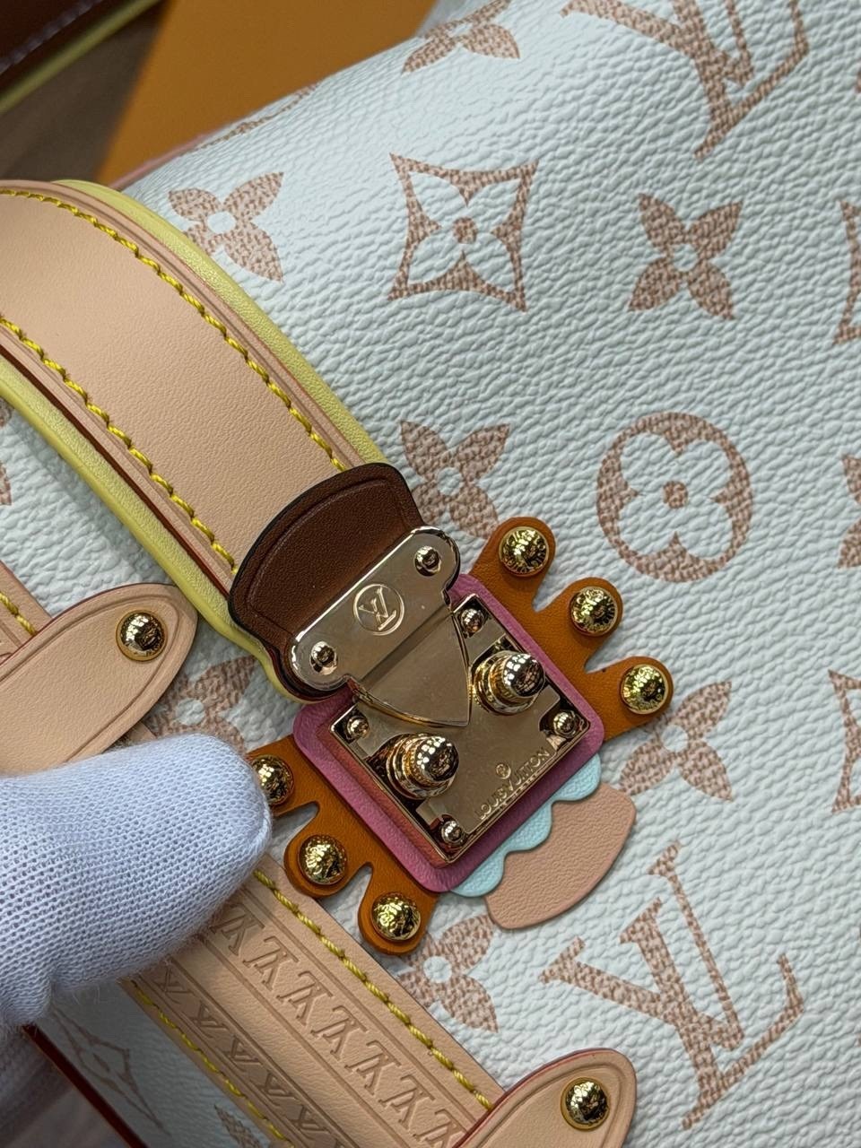 louis vuitton сумки,louis vuitton сумка на плечо,женская сумка louis vuitton,louis vuitton сумка багет,сумочки