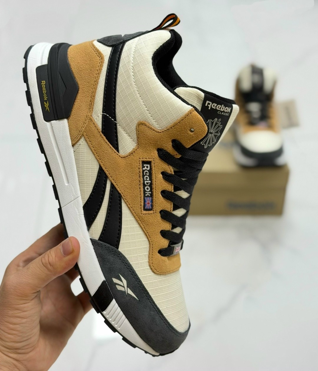 зимние кроссовки reebok lx 2200,кроссовки reebok,кроссовки reebok мужские,зимние кроссовки reebok,кроссовки мужские reebok classic
