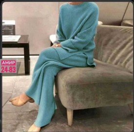 Костюм