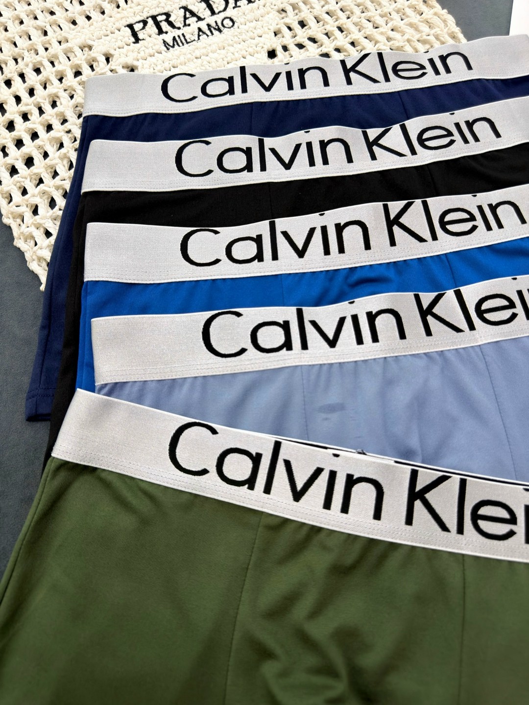 трусы calvin klein мужские,комплект трусов боксеры calvin klein underwear calvin 3 шт,комплект трусов боксеры calvin klein,трусы кельвин кляйн мужская,набор мужских трусов calvin klein