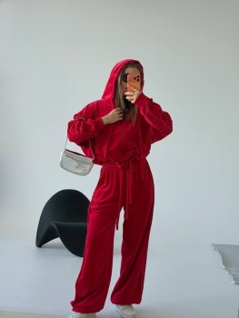 Костюм