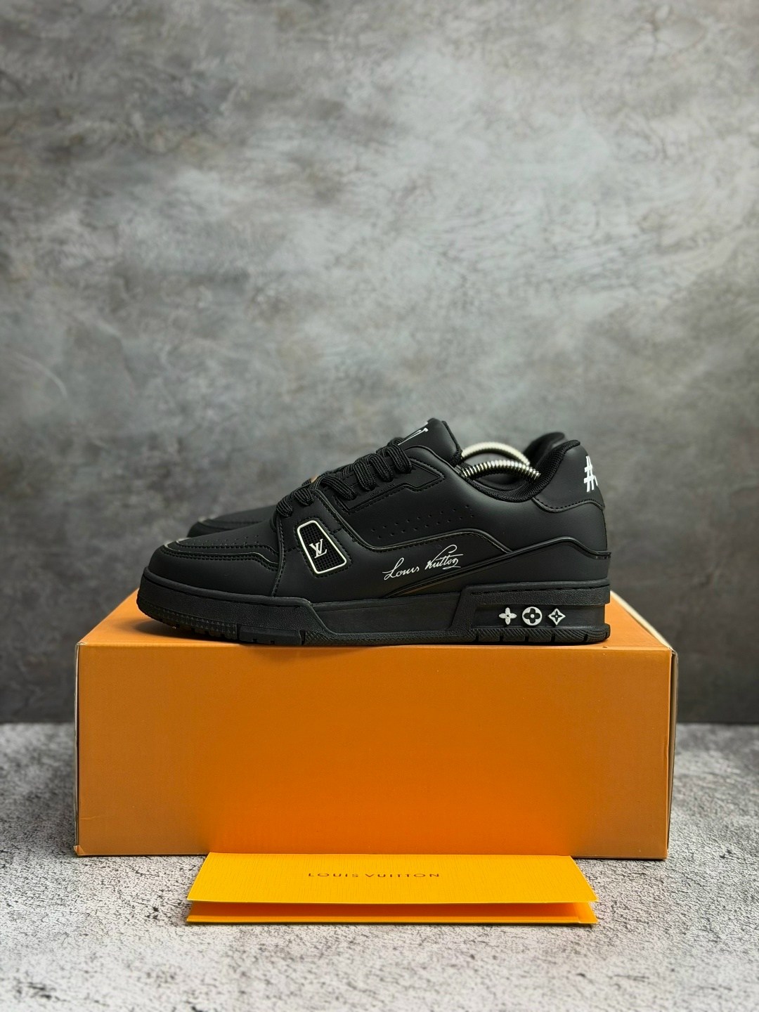 кроссовки мужские louis vuitton,кроссовки louis vuitton,кроссовки louis vuitton trainer,кроссовки vnr луи виттон,кроссовки луи виттон мужские