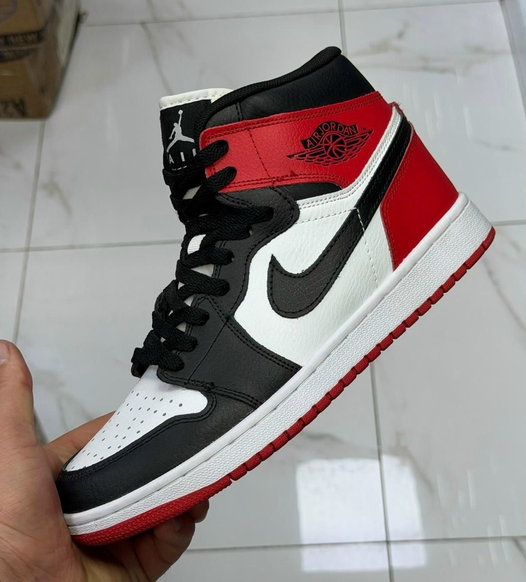 кроссовки nike air jordan 1 retro high,кроссовки nike air jordan,кроссовки nike air jordan 1,мужские кроссовки nike air jordan 1 retro high,nike air jordan 1