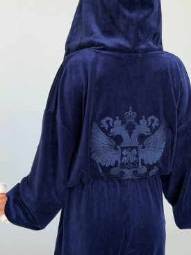 Костюм