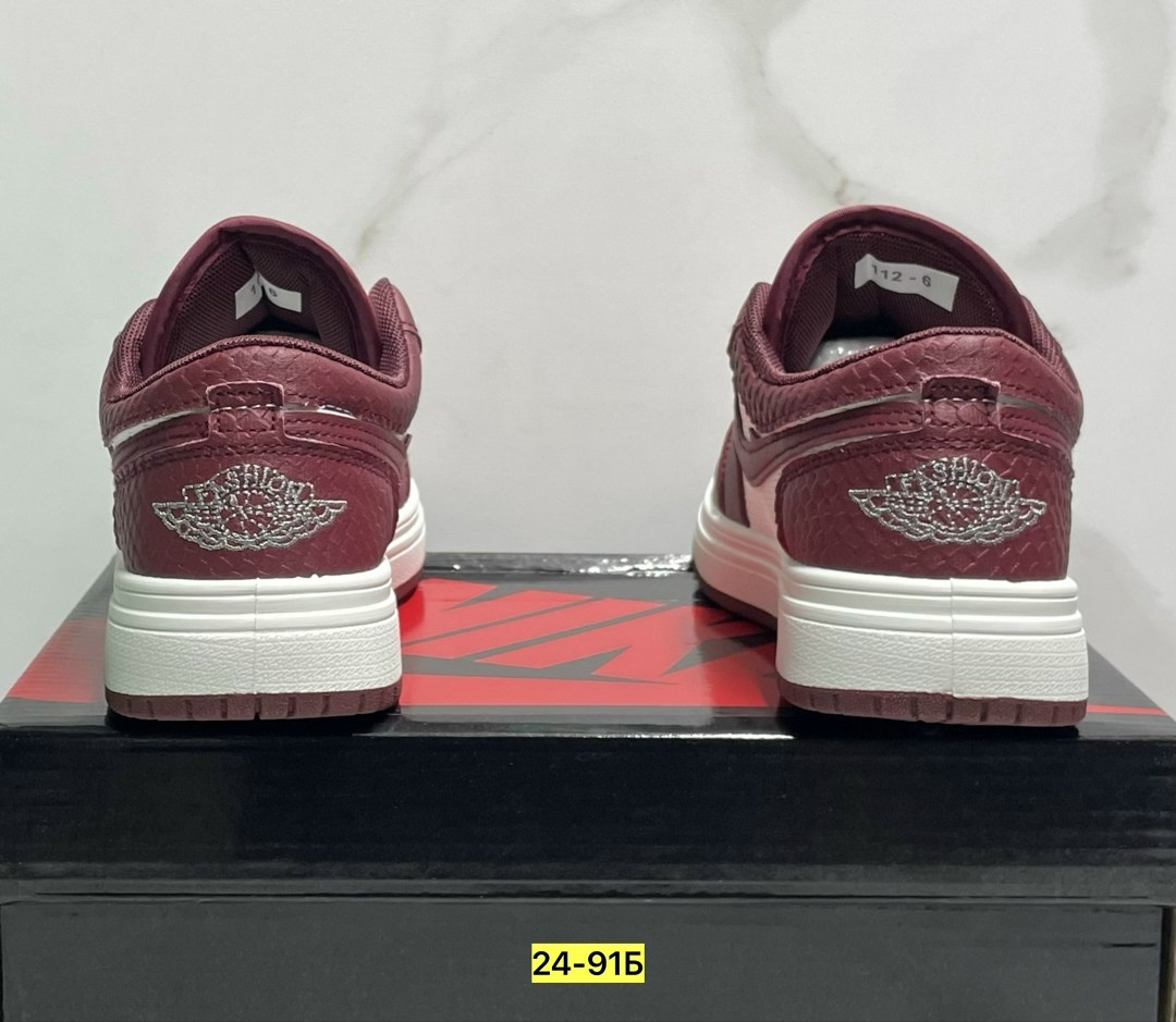 низкие кроссовки,кроссовки nike air jordan 1,кроссовки женские мужские,бордовые кроссовки,кроссовки мужские