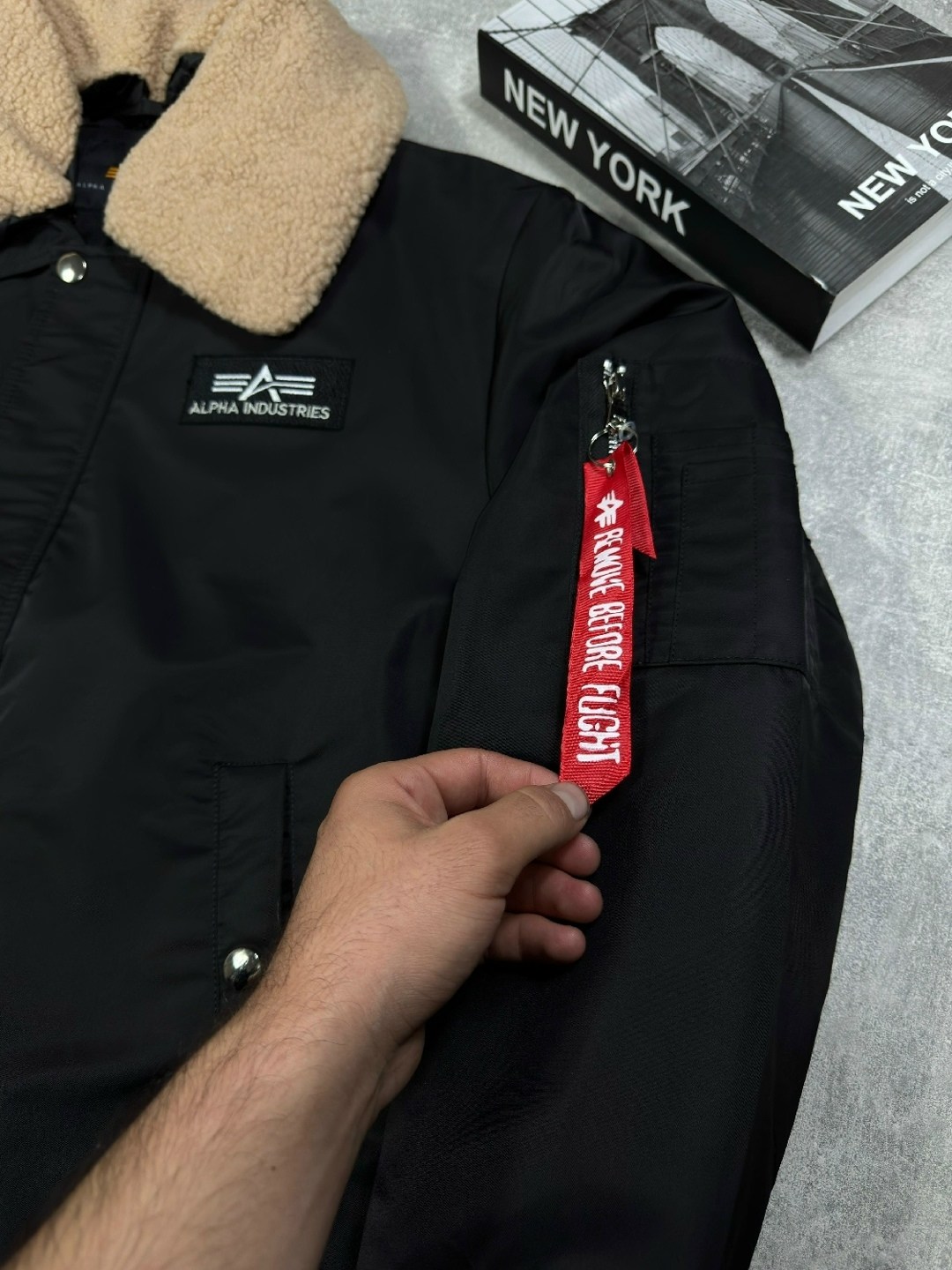мужская куртка бомбер,куртка бомбер,бомбер alpha industries зимний,зимняя куртка,мужская зимняя куртка