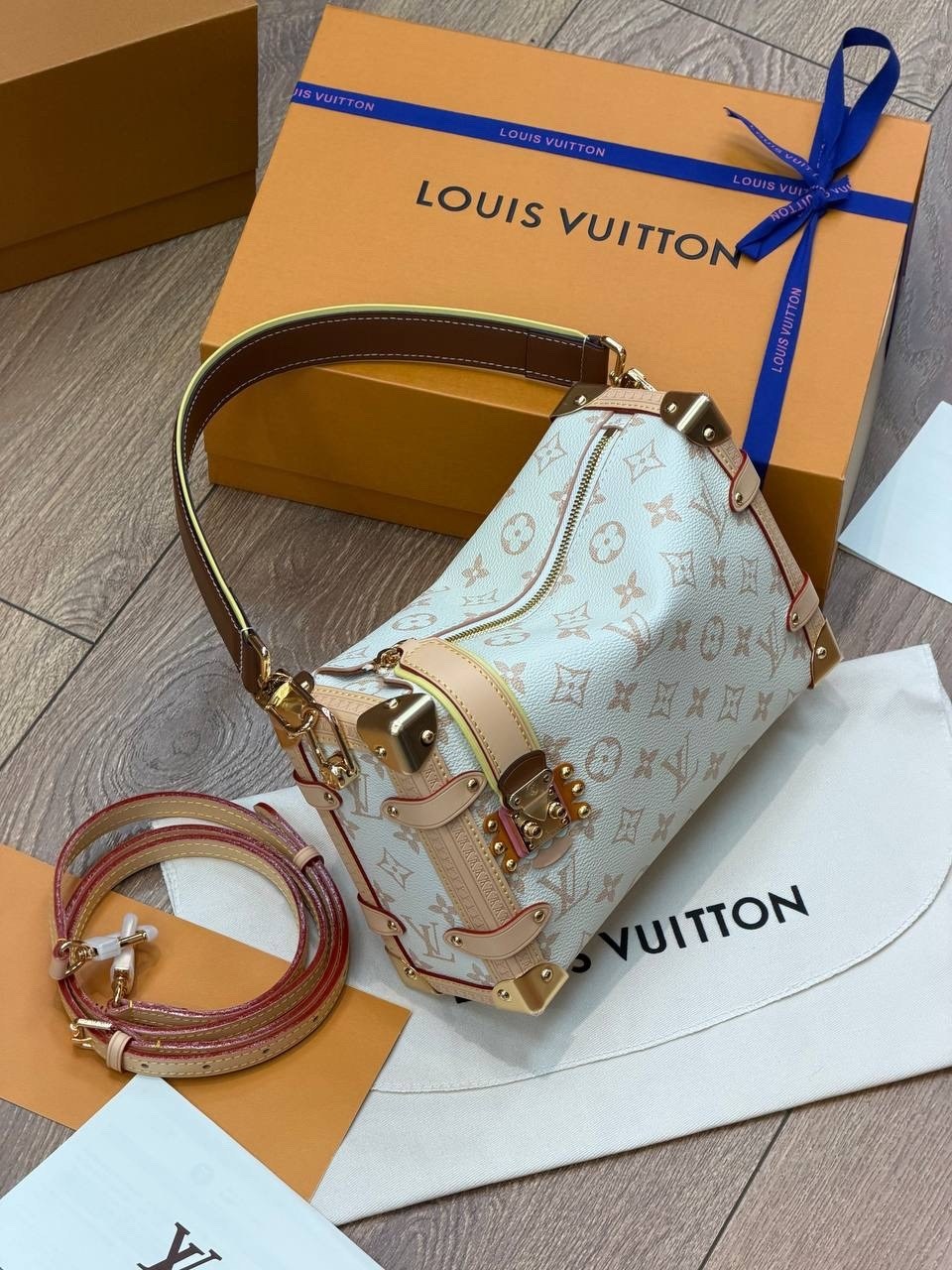 louis vuitton сумки,louis vuitton сумка на плечо,женская сумка louis vuitton,louis vuitton сумка багет,сумочки