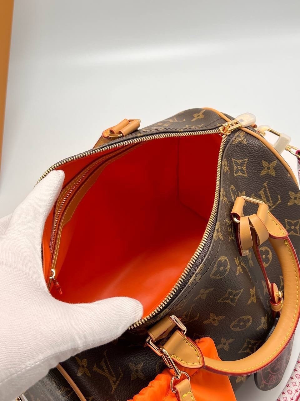 сумка женская louis vuitton,сумка louis vuitton,сумка-подушка lv speedy 30 см,женская брендовая сумка,louis vuitton speedy