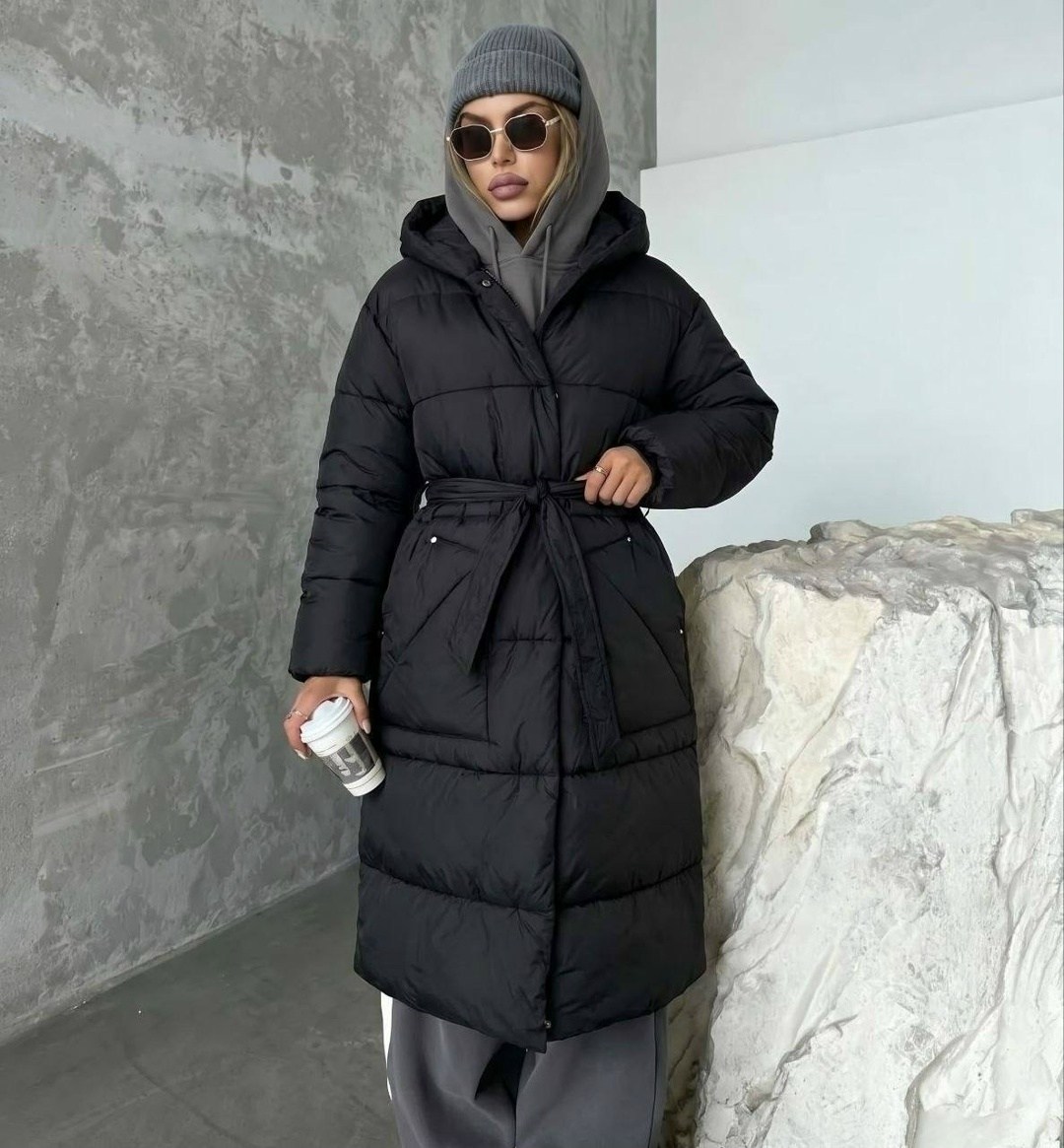 пуховик max mara,пуховик женский,пуховик для женщин,пуховик burberry,женское длинное пальто на белом утином пуху с капюшоном и поясом
