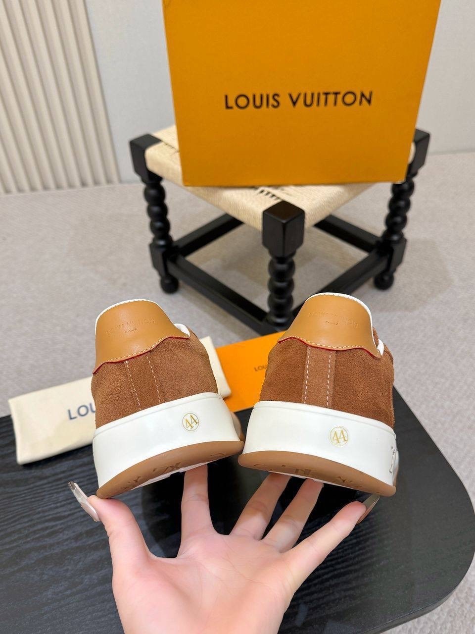 louis vuitton кроссовки,louis vuitton кроссовки мужские,кроссовки louis vuitton trainer,кеды louis vuitton,кеды time out louis vuitton