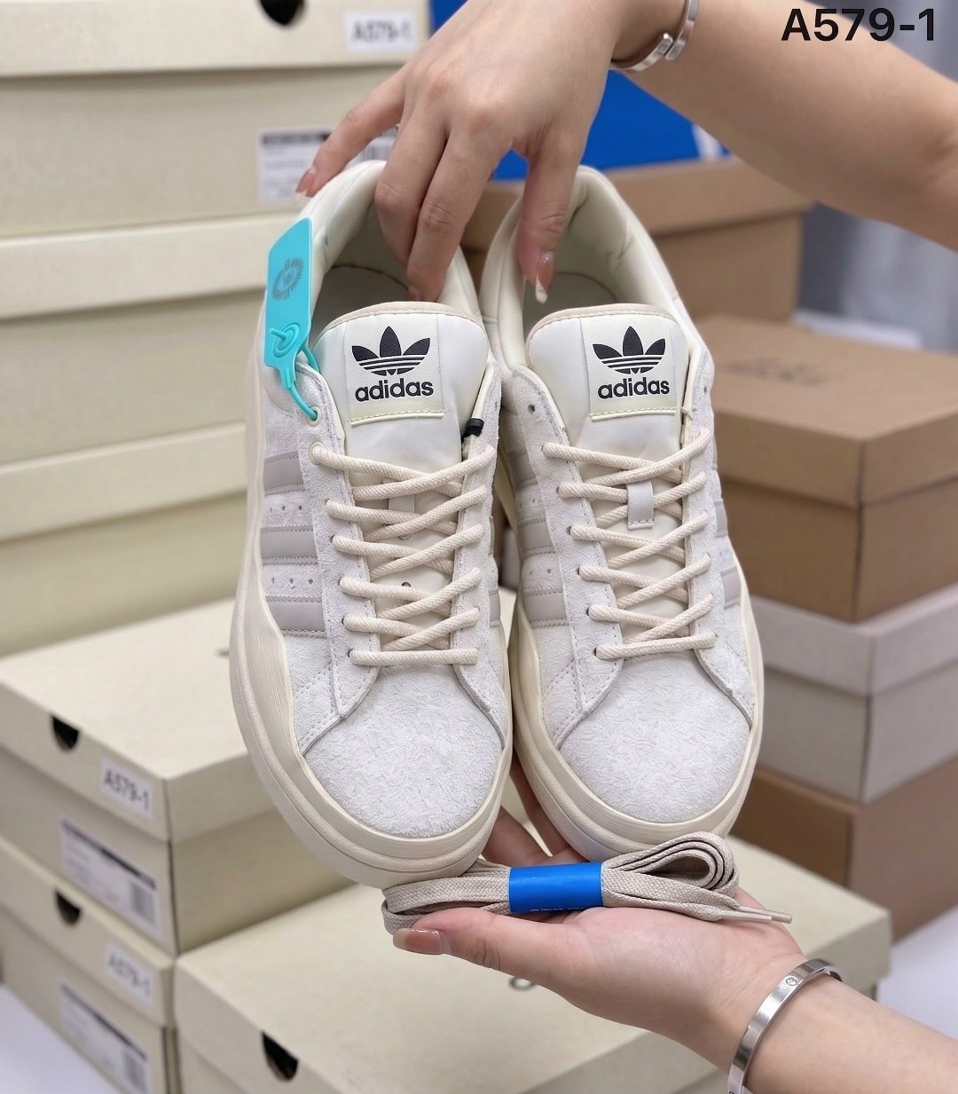 кроссовки bad bunny x adidas campus,адидас кампус бэд банни,кроссовки adidas campus bad bunny,кроссовки adidas,кроссовки adidas campus