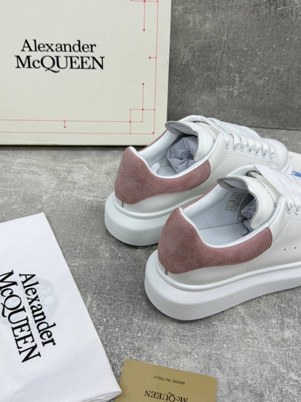 кроссовки alexander mcqueen,alexander mcqueen кроссовки женские,кроссовки alexander mcqueen белые,alexander mcqueen кеды,кроссовки александр маккуин женские