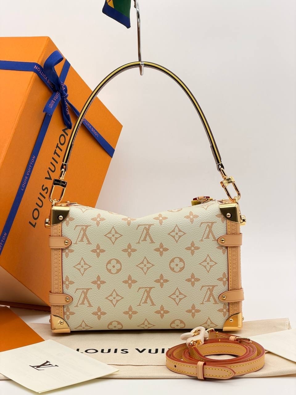 louis vuitton сумка на плечо,сумка louis vuitton,сумка луи виттон белая,женская сумка louis vuitton,сумка