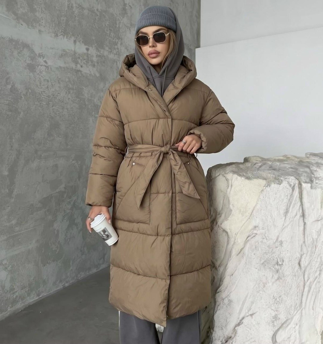 пуховик max mara,пуховик женский,пуховик для женщин,пуховик burberry,женское длинное пальто на белом утином пуху с капюшоном и поясом