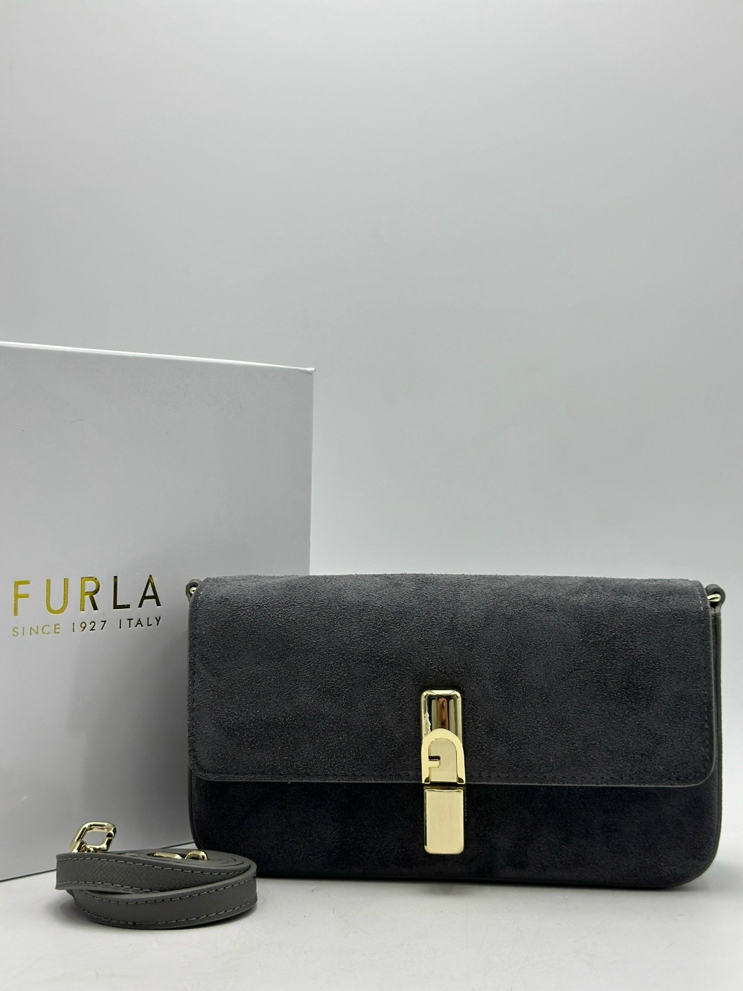 замшевая сумка,сумка женская furla,сумка коричневая замшевая,сумка,сумка из натуральной замши