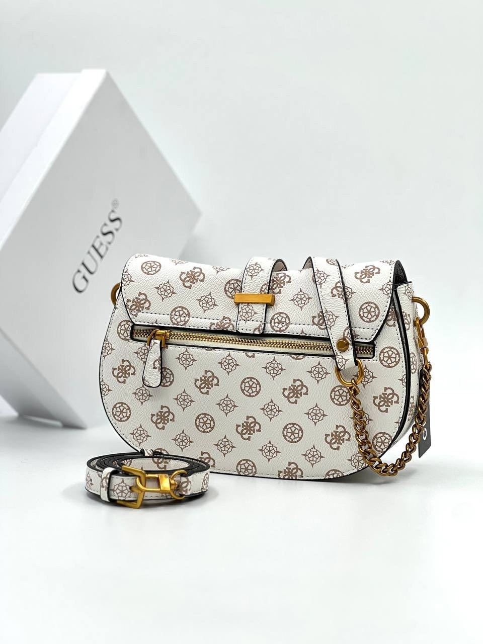 женская сумка guess,guess сумка на плечо,сумка guess,сумка кросс боди guess,сумка седло guess