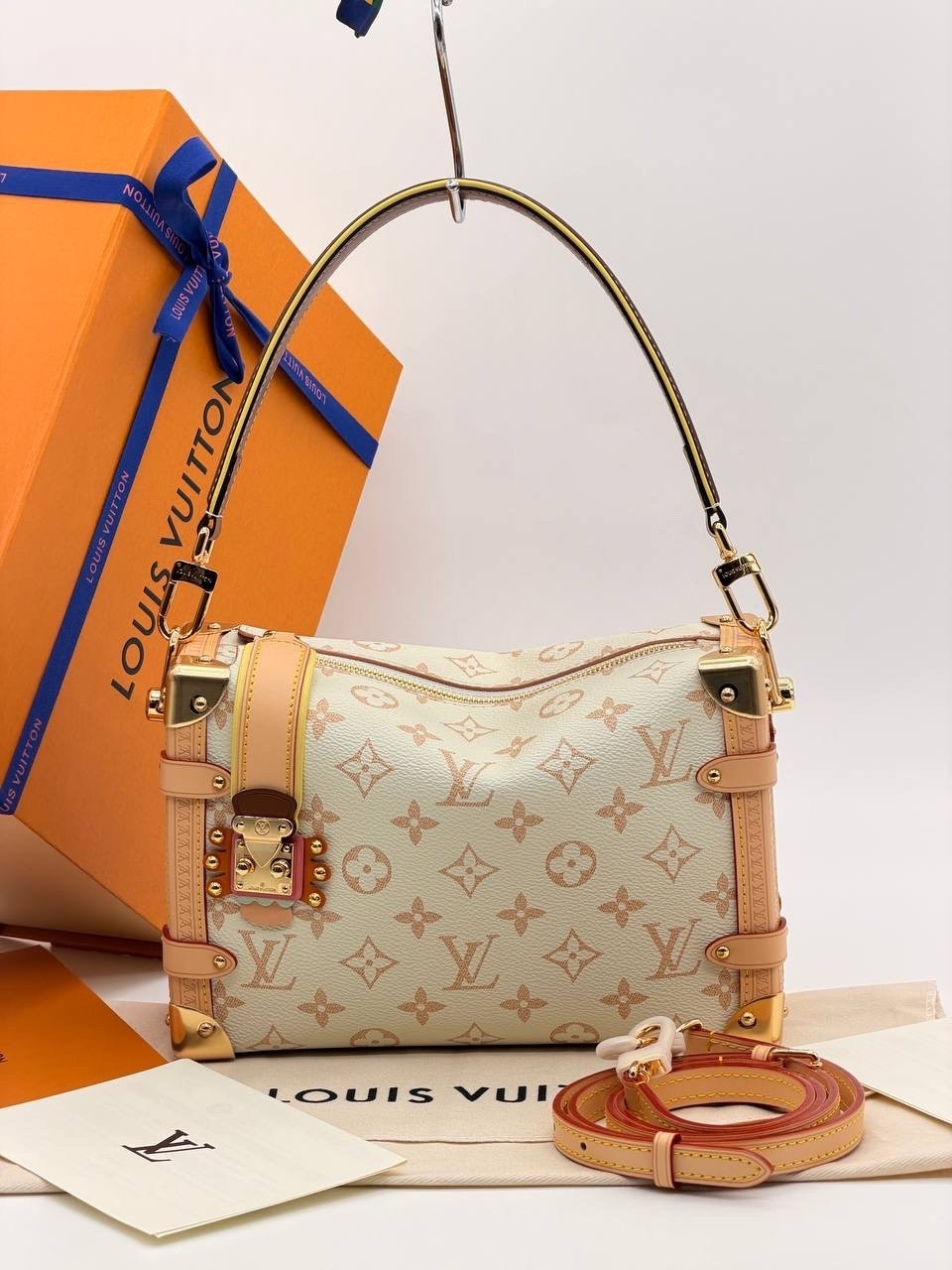 louis vuitton сумка на плечо,сумка louis vuitton,сумка луи виттон белая,женская сумка louis vuitton,сумка
