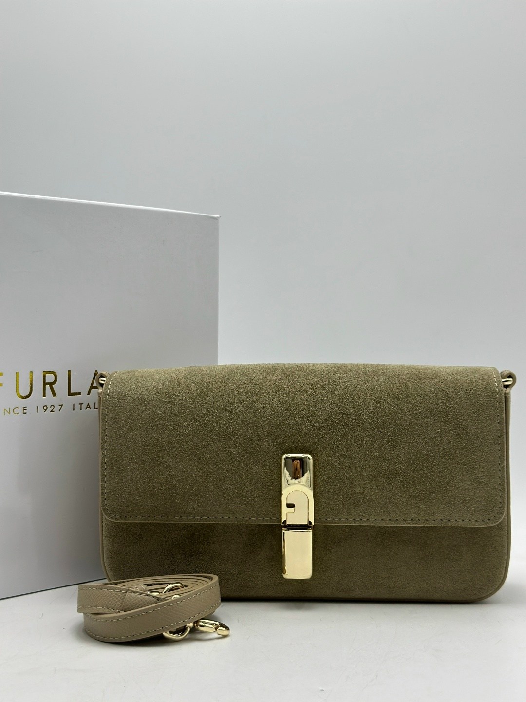 замшевая сумка,сумка женская furla,сумка коричневая замшевая,сумка,сумка из натуральной замши