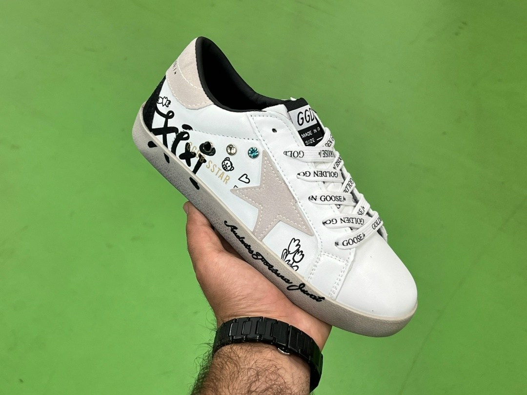 ,кроссовки golden goose,кеды golden goose,кроссовки golden goose superstar,golden goose superstar graffiti