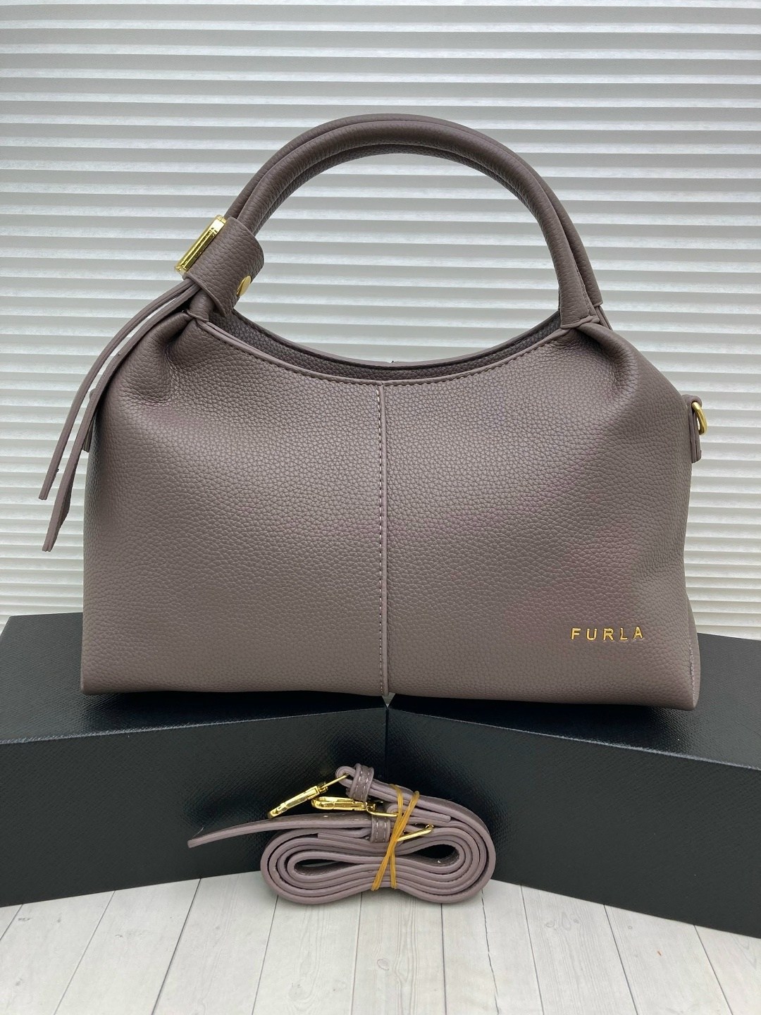 сумка женская,сумка,сумочка женская,женская сумка furla натуральная кожа,сумки женские модные
