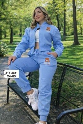 Костюм