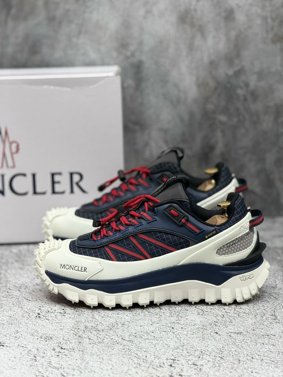 кроссовки moncler trailgrip gtx,кроссовки moncler,кроссовки в стиле moncler trailgrip gore-tex мужские кроссовки для бега,moncler trailgrip,кроссовки водонепроницаемые moncler trailgrip