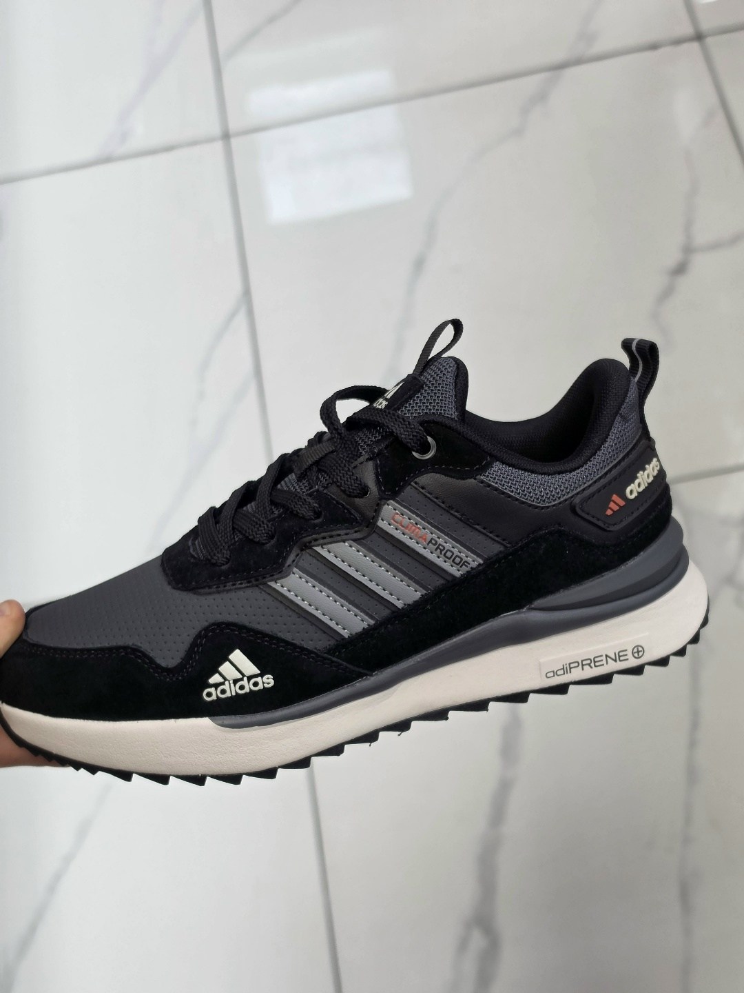 кроссовки adidas,adidas мужские кроссовки,кроссовки мужские летние adidas,зимние кроссовки мужские adidas,кроссовки адидас