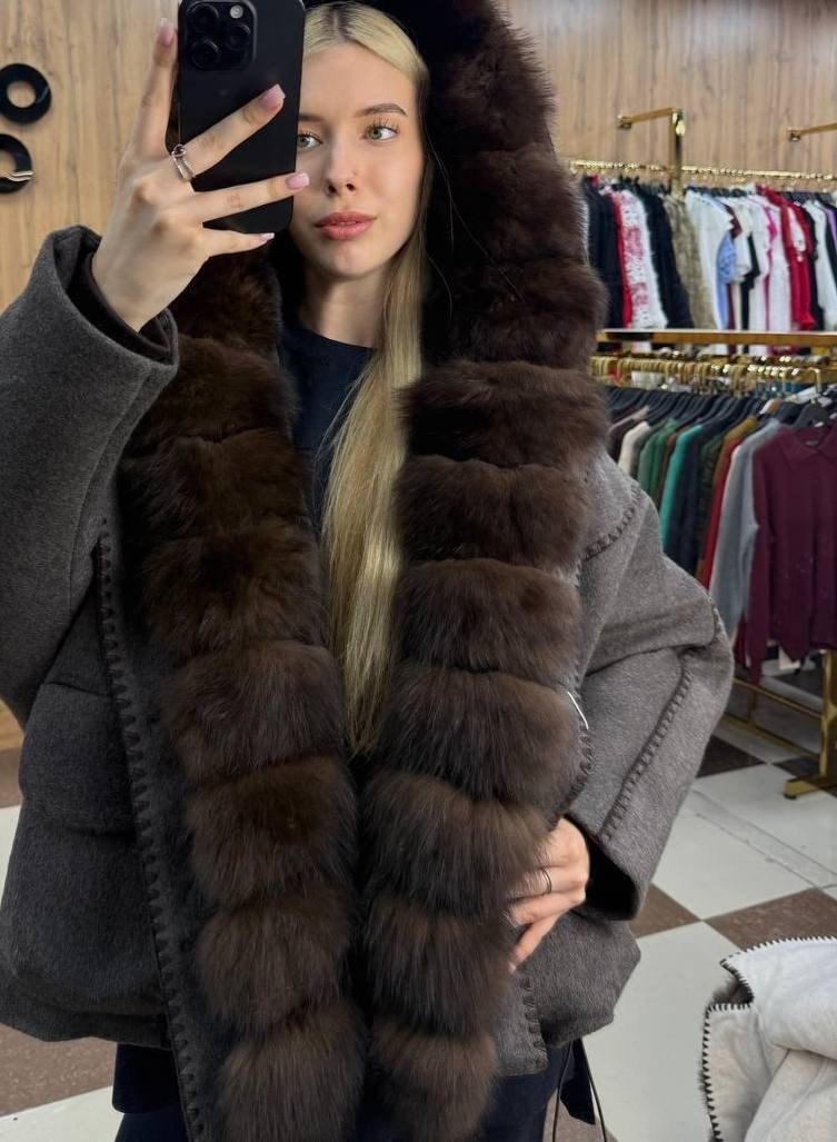 джинсовка с мехом песца,пальто с мехом песца,парка с мехом,пальто с песцом,куртка с мехом