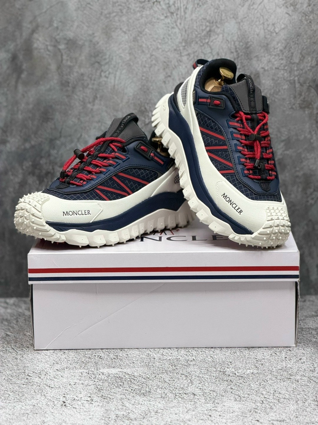 кроссовки moncler trailgrip gtx,кроссовки moncler,кроссовки в стиле moncler trailgrip gore-tex мужские кроссовки для бега,moncler trailgrip,кроссовки водонепроницаемые moncler trailgrip