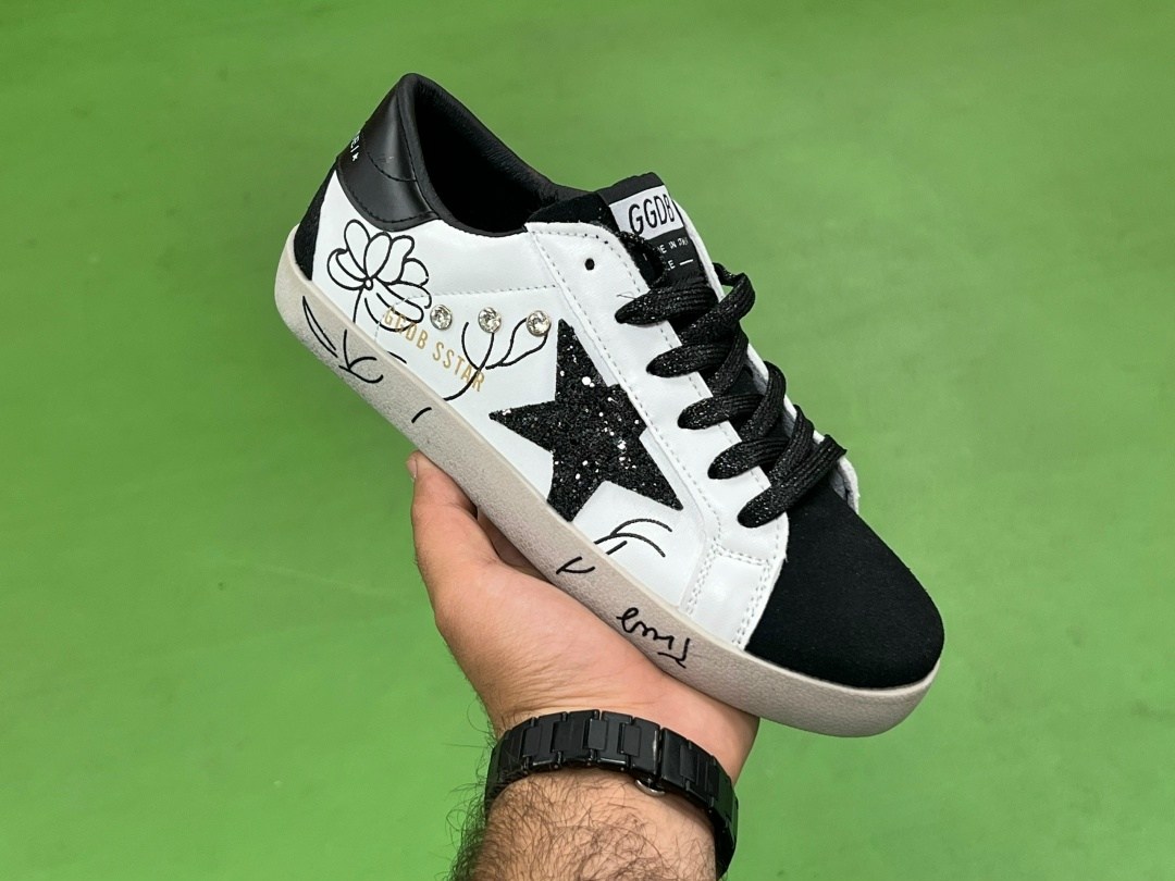 ,кроссовки golden goose,кеды golden goose,кроссовки golden goose superstar,golden goose superstar graffiti