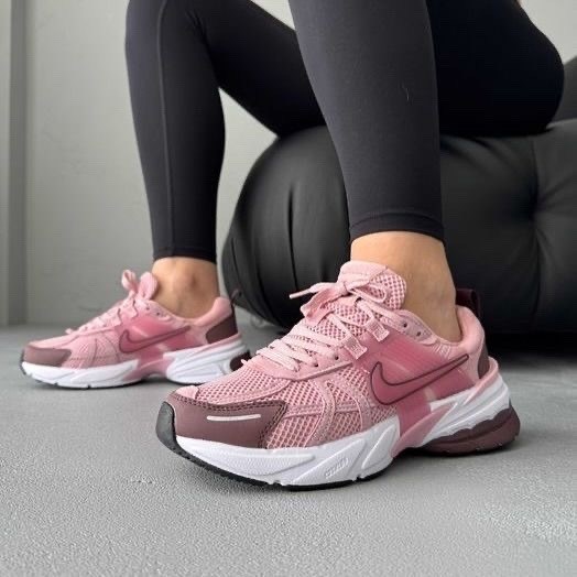 женские кроссовки nike,женские кроссовки,кроссовки, женская,спортивная
