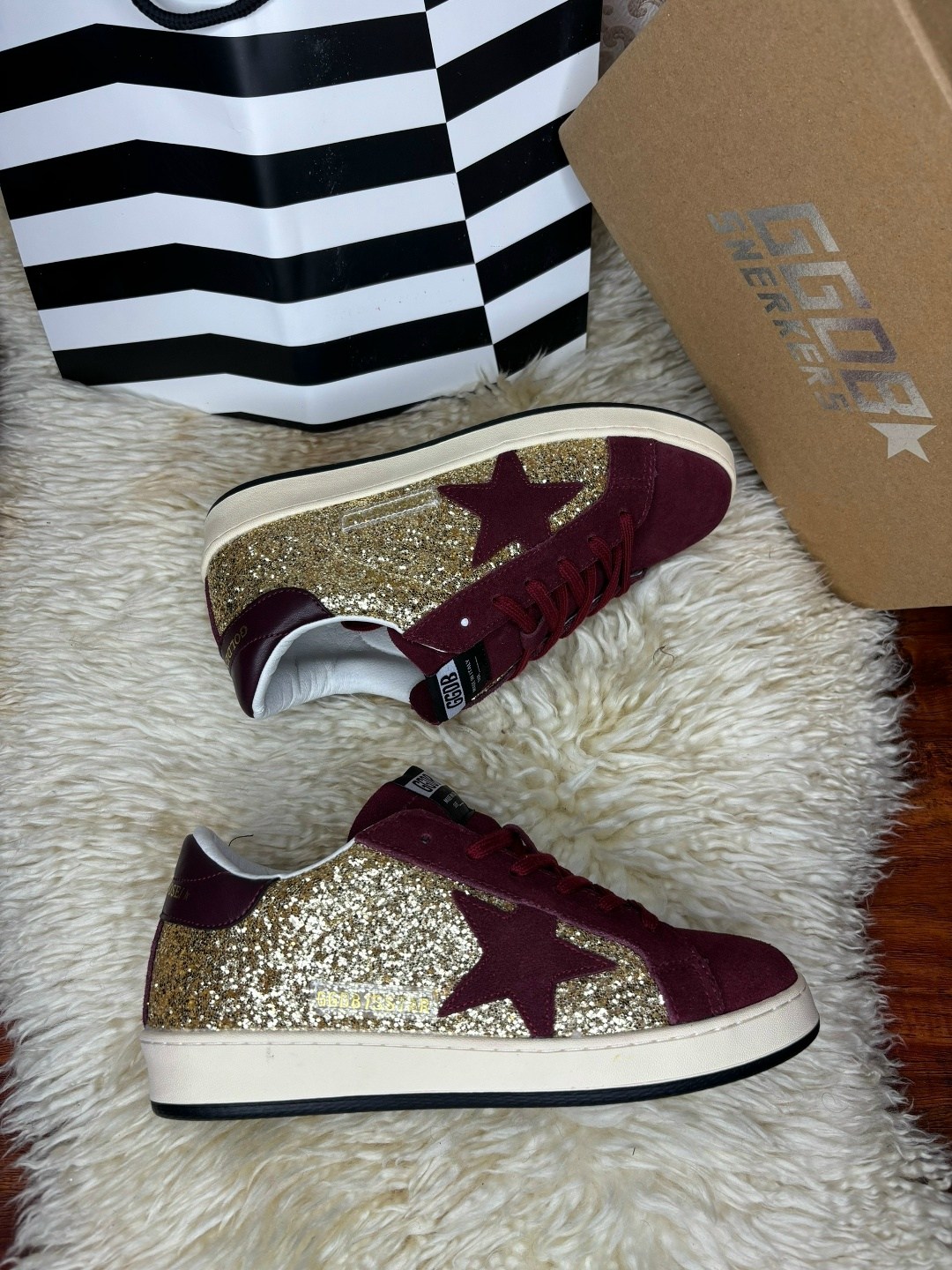 ,golden goose кроссовки,golden goose super-star glitter sneakers,кеды golden goose,golden goose super star