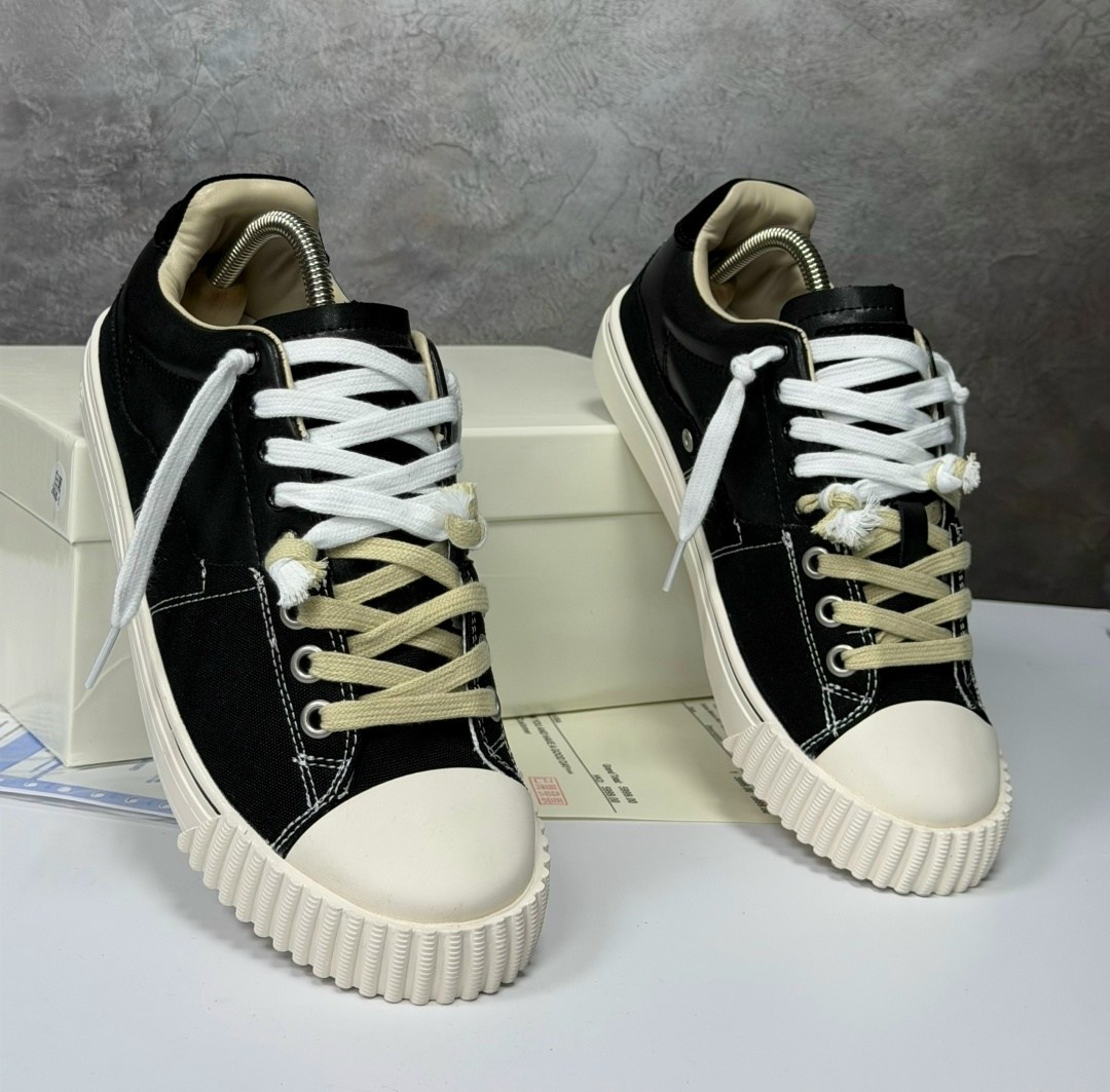 кеды maison margiela evolution,кеды new evolution с низким берцем maison margiela черный,,чёрные женские комбинированные кеды maison margiela,кеды new evolution maison margiela черный