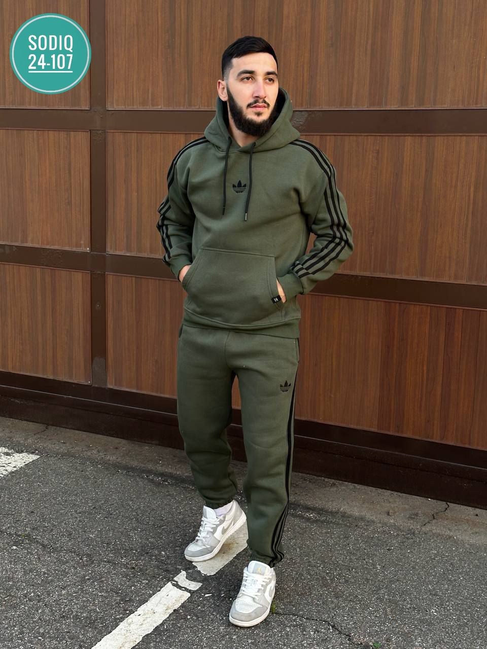 спортивный мужской костюм adidas,мужские спортивные костюмы адидас ,мужской теплый спортивный костюм adidas,мужской спортивный костюм,костюм спортивный