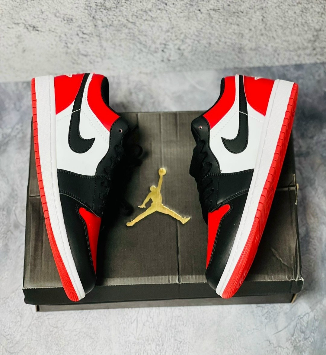 air jordan 1 low bred toe,jordan 1 low bred toe,nike air jordan 1 low,air jordan 1 low,jordan 1 low