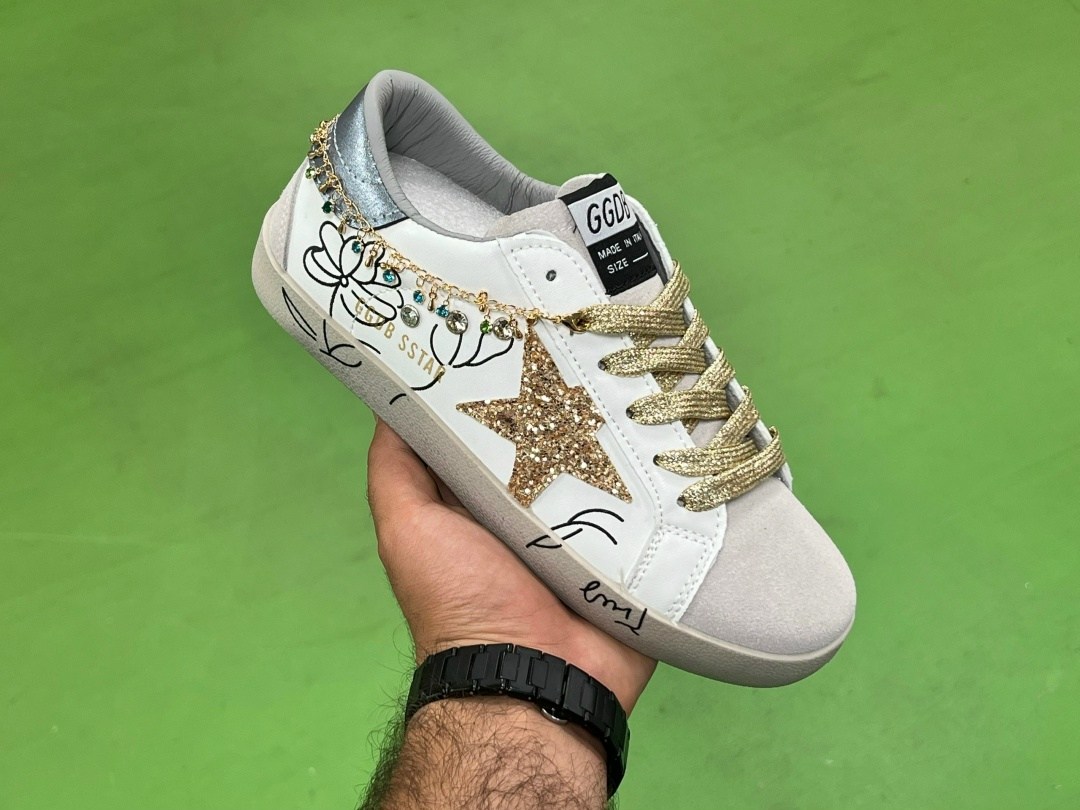 ,кроссовки golden goose,кеды golden goose,кроссовки golden goose superstar,golden goose superstar graffiti