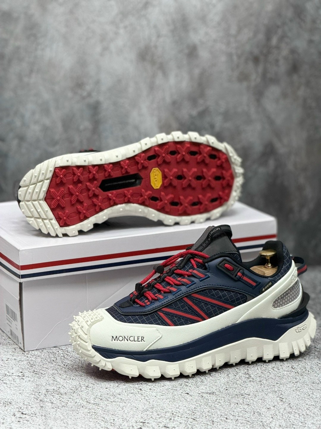 кроссовки moncler trailgrip gtx,кроссовки moncler,кроссовки в стиле moncler trailgrip gore-tex мужские кроссовки для бега,moncler trailgrip,кроссовки водонепроницаемые moncler trailgrip