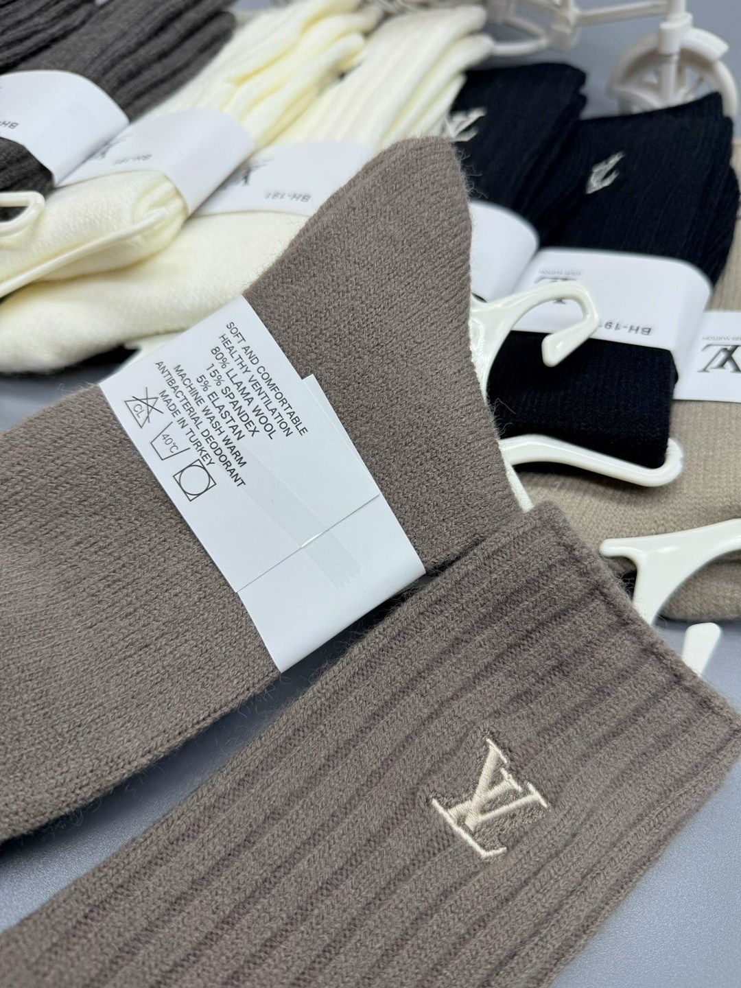 носки louis vuitton,носки женские,брендовые носки,модные носки,носки мужские