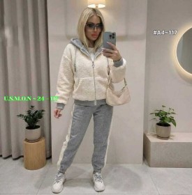 Костюм