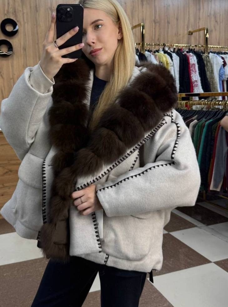 джинсовка с мехом песца,пальто с мехом песца,парка с мехом,пальто с песцом,куртка с мехом